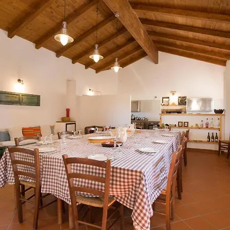 Masseria Perugini 3*